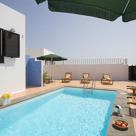 Grand Villa Famara Puerto Del Carmen Puerto del Carmen  Room photo